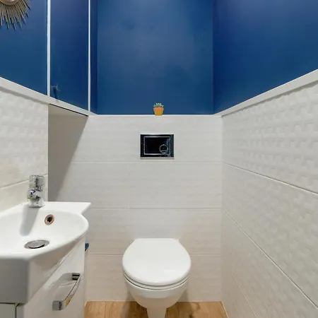 Family Osiedle Rusa By Renters Daire Poznan