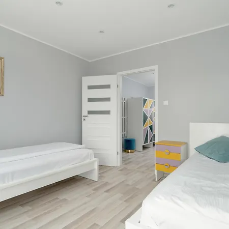 Family Osiedle Rusa By Renters Poznan